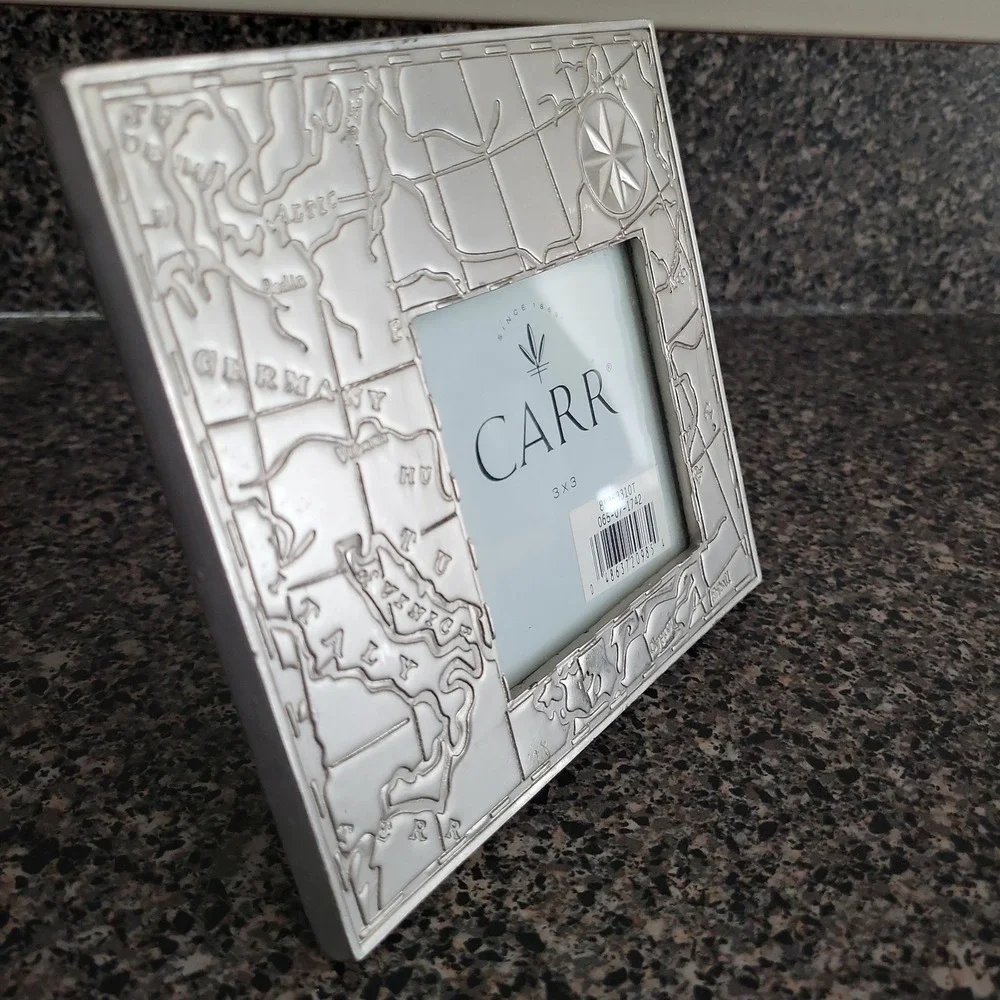 Vintage 1998 Carr Silver Tone World Map Compass 3x3 Photo Picture Frame Travel